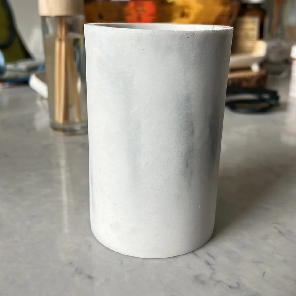 White marble round storage holder - bino